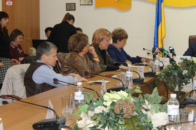 Засідання виконкому міськради 10 жовтня: оперативно та результативно. Фоторепортаж, фото №1 на сайті 20minut.ua