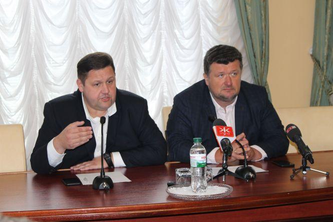 Скандал під час обговорення створення Громадської ради при Житомирській ОДА. ФОТО, ВІДЕО, фото №1 на сайті 20minut.ua