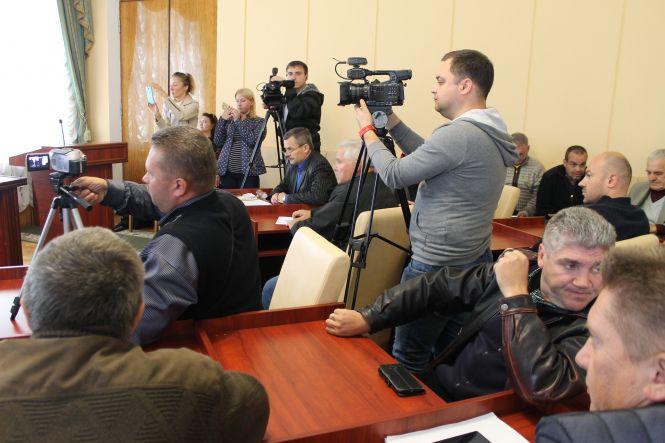 Скандал під час обговорення створення Громадської ради при Житомирській ОДА. ФОТО, ВІДЕО, фото №3 на сайті 20minut.ua