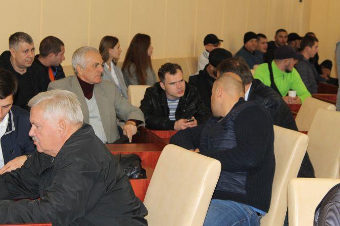 Скандал під час обговорення створення Громадської ради при Житомирській ОДА. ФОТО, ВІДЕО, фото №2 на сайті 20minut.ua