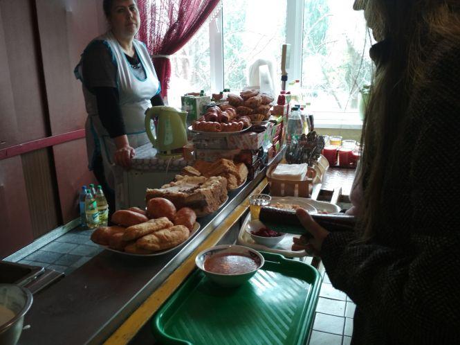 Новини Вінниці - фото з Рейд по громадському харчуванню: Як виглядає «радянська» їдальня на Стеценка Рейд по громадському харчуванню: Як виглядає «радянська» їдальня на Стеценка, фото №6 на сайті 20minut.ua