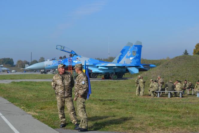 Новини Хмельницького - фото з Хмельниччину відвідав Петро Порошенко: з ким зустрівся і про що говорив Хмельниччину відвідав Петро Порошенко: з ким зустрівся і про що говорив, фото №10 на сайті vsim.ua