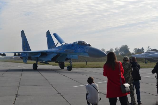 Новини Хмельницького - фото з Хмельниччину відвідав Петро Порошенко: з ким зустрівся і про що говорив Хмельниччину відвідав Петро Порошенко: з ким зустрівся і про що говорив, фото №11 на сайті vsim.ua