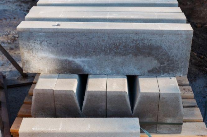 Новини Вінниці - фото з По першому провулку Київському ремонтують тротуар. Як це виглядає? По першому провулку Київському ремонтують тротуар. Як це виглядає?, фото №2 на сайті 20minut.ua