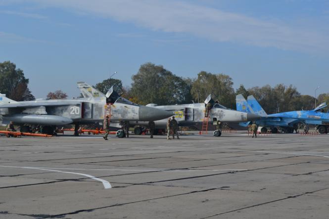 Новини Хмельницького - фото з Хмельниччину відвідав Петро Порошенко: з ким зустрівся і про що говорив Хмельниччину відвідав Петро Порошенко: з ким зустрівся і про що говорив, фото №9 на сайті vsim.ua