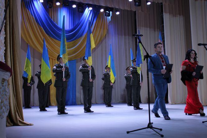 Як вшановували пам'ять і вітали військовослужбовців у Кам'янці (ФОТО), фото №5 на сайті 20minut.ua