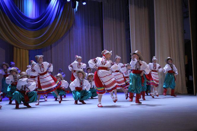 Як вшановували пам'ять і вітали військовослужбовців у Кам'янці (ФОТО), фото №29 на сайті 20minut.ua