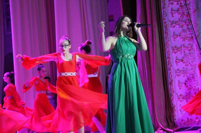 Як вшановували пам'ять і вітали військовослужбовців у Кам'янці (ФОТО), фото №21 на сайті 20minut.ua