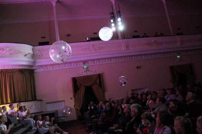 Як вшановували пам'ять і вітали військовослужбовців у Кам'янці (ФОТО), фото №24 на сайті 20minut.ua