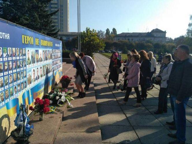 Як вшановували пам'ять і вітали військовослужбовців у Кам'янці (ФОТО), фото №3 на сайті 20minut.ua