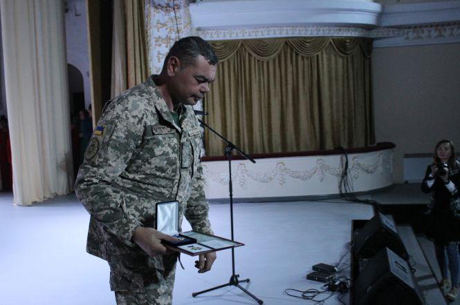 Як вшановували пам'ять і вітали військовослужбовців у Кам'янці (ФОТО), фото №10 на сайті 20minut.ua