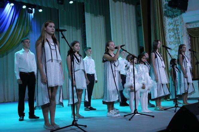 Як вшановували пам'ять і вітали військовослужбовців у Кам'янці (ФОТО), фото №14 на сайті 20minut.ua