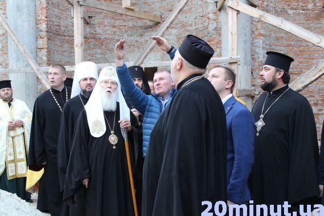 Новини Тернополя - фото з Святійший Патріарх Київський і всієї Русі-України Філарет оглянув Кафедральний собор у Тернополі Святійший Патріарх Київський і всієї Русі-України Філарет оглянув Кафедральний собор у Тернополі, фото №3 на сайті 20minut.ua