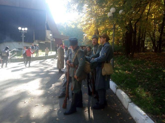 Новини Вінниці - фото з У Центральному парку готуються до боїв часів УНР У Центральному парку готуються до боїв часів УНР, фото №4 на сайті 20minut.ua