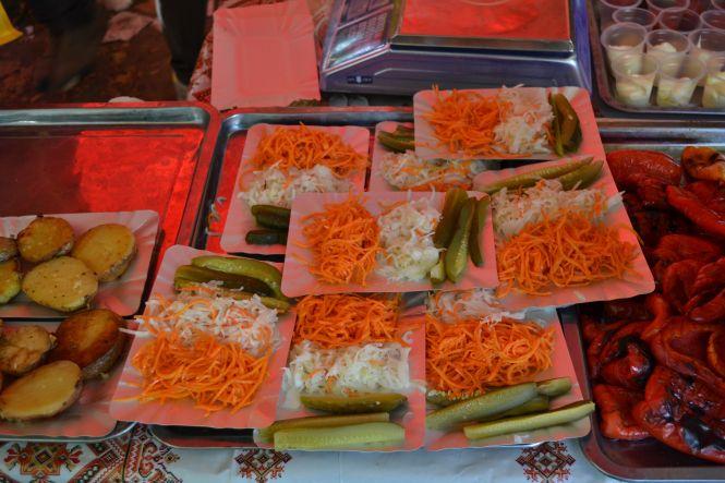 Чим і за скільки пригощали хмельничан на фестивалі вуличної їжі, фото №4 на сайті vsim.ua