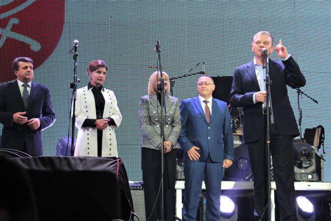 Новини Вінниці - фото з Як у Вінниці закрили сезон фонтану «Рошен» Як у Вінниці закрили сезон фонтану «Рошен», фото №8 на сайті 20minut.ua