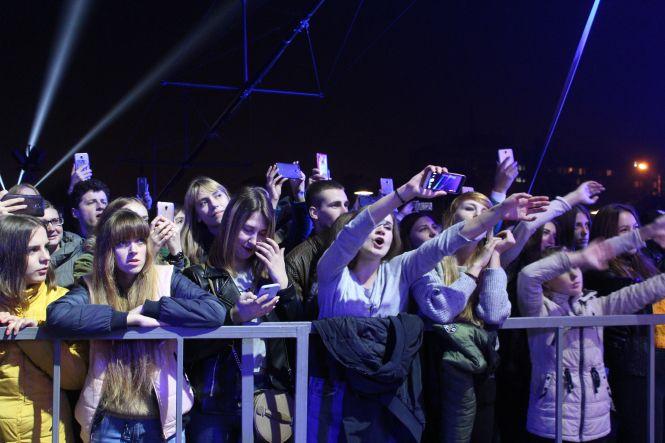 Новини Вінниці - фото з Як у Вінниці закрили сезон фонтану «Рошен» Як у Вінниці закрили сезон фонтану «Рошен», фото №10 на сайті 20minut.ua