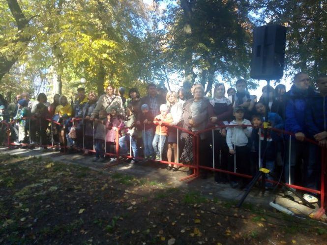 Новини Вінниці - фото з У Центральному парку готуються до боїв часів УНР У Центральному парку готуються до боїв часів УНР, фото №3 на сайті 20minut.ua