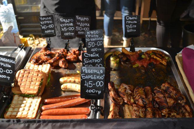 Чим і за скільки пригощали хмельничан на фестивалі вуличної їжі, фото №14 на сайті vsim.ua