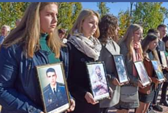 «Над воїном схилилась Богоматір» - У Жмеринці відкрили два пам’ятники Захисникам України, фото №4 на сайті 20minut.ua