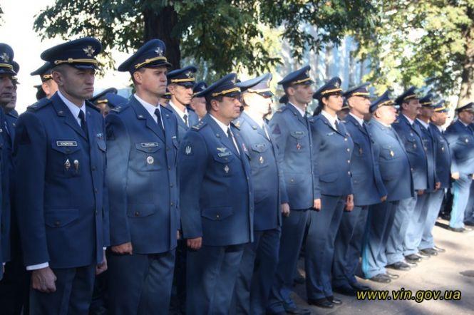 Новини Вінниці - фото з Клятва ліцеїста. З Тульчинської школи-ліцею випустилося 86 вихованців Клятва ліцеїста. З Тульчинської школи-ліцею випустилося 86 вихованців, фото №4 на сайті 20minut.ua