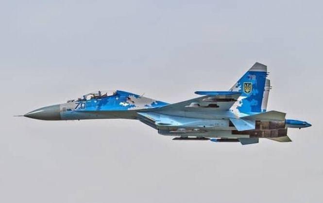 Новини Вінниці - фото з Біля села Уланів впав військовий літак. Інформація з місця: два пілоти розбилися Біля села Уланів впав військовий літак. Інформація з місця: два пілоти розбилися, фото №3 на сайті 20minut.ua