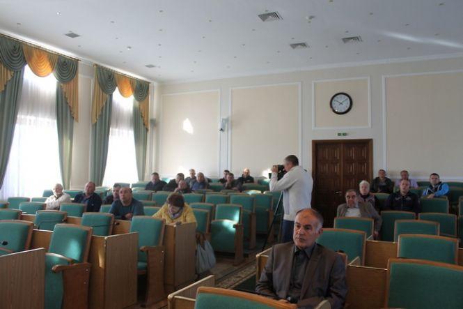 Новини Кам'янця-Подільського - фото з Завтра у міській раді усунуть потенційну маніпуляцію у конкурсі на пасажирські перевезення Завтра у міській раді усунуть потенційну маніпуляцію у конкурсі на пасажирські перевезення, фото №1 на сайті 20minut.ua