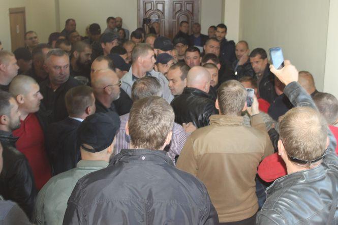 Житомирських активістів не пустили на екологічну комісію обласної ради. ФОТО, ВІДЕО, фото №2 на сайті 20minut.ua