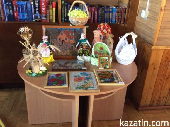 Новини Козятина - фото з Районна бібліотека продовжує збирати бомонди Районна бібліотека продовжує збирати бомонди, фото №2 на сайті 20minut.ua