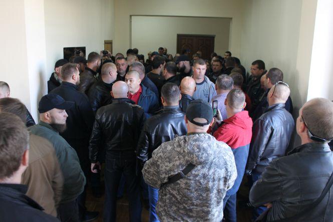 Житомирських активістів не пустили на екологічну комісію обласної ради. ФОТО, ВІДЕО, фото №1 на сайті 20minut.ua