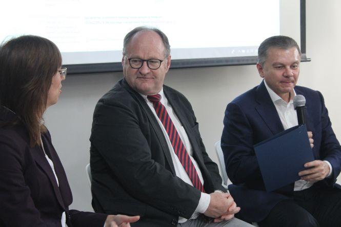 Новини Вінниці - фото з Концерт-хол з «Росії», нові школи та бізнес-квартали. Показали концепцію розвитку Вінниця-2030 Концерт-хол з «Росії», нові школи та бізнес-квартали. Показали концепцію розвитку Вінниця-2030, фото №3 на сайті 20minut.ua