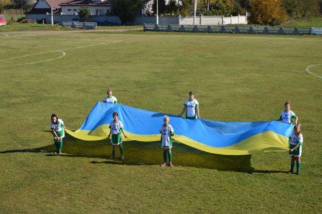 Новини Козятина - фото з В Махнівці змагалися дівчата-футболістки В Махнівці змагалися дівчата-футболістки, фото №4 на сайті 20minut.ua