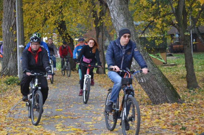 Новини Хмельницького - фото з У Хмельницькому пробігом через усе місто закрили велосезон (ФОТО) У Хмельницькому пробігом через усе місто закрили велосезон (ФОТО), фото №13 на сайті vsim.ua