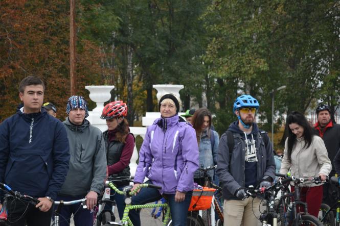 Новини Хмельницького - фото з У Хмельницькому пробігом через усе місто закрили велосезон (ФОТО) У Хмельницькому пробігом через усе місто закрили велосезон (ФОТО), фото №10 на сайті vsim.ua
