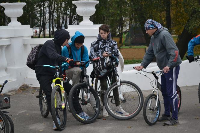 Новини Хмельницького - фото з У Хмельницькому пробігом через усе місто закрили велосезон (ФОТО) У Хмельницькому пробігом через усе місто закрили велосезон (ФОТО), фото №7 на сайті vsim.ua