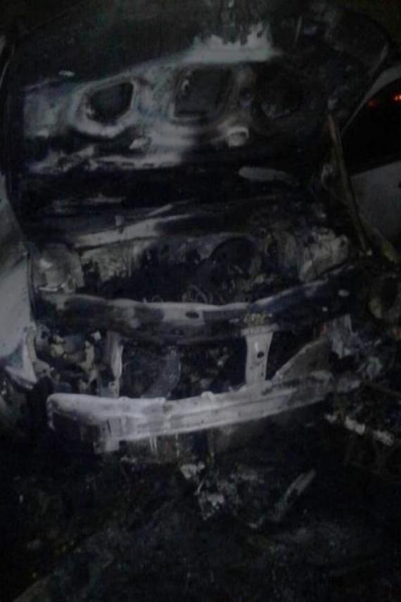 Новини Тернополя - фото з Нічні пожежі у Тернополі: дві автівки пошкодженні, п'ять врятували Нічні пожежі у Тернополі: дві автівки пошкодженні, п'ять врятували, фото №1 на сайті 20minut.ua