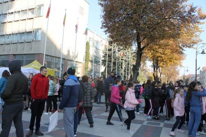 Новини Кам'янця-Подільського - фото з У Кам'янці відбувся спортивний забіг з нагоди ювілею Кам'янецького університету У Кам'янці відбувся спортивний забіг з нагоди ювілею Кам'янецького університету, фото №4 на сайті 20minut.ua