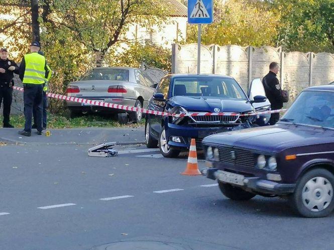 На Блока зіткнулись два автомобілі. Є постраждалий, фото №2 на сайті 20minut.ua