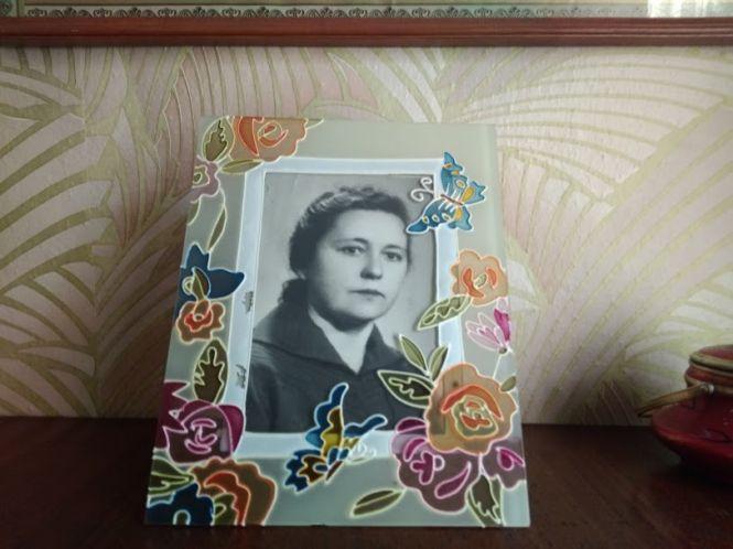 Пережила голод, війну та смерть доньки: як хмельничанка Надія у 100 років досі торти випікає та хрестиком вишиває, фото №3 на сайті vsim.ua