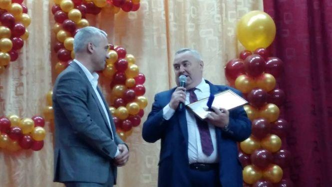 Новини Тернополя - фото з Чому тернопільська школа №29 відзначає 25-річчя двічі Чому тернопільська школа №29 відзначає 25-річчя двічі, фото №1 на сайті 20minut.ua