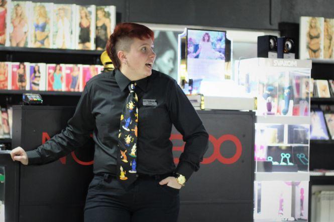 «Заможні чоловіки думають, що за гроші їм можна все»: розмова з працівницями секс-шопу, фото №5 на сайті 20minut.ua