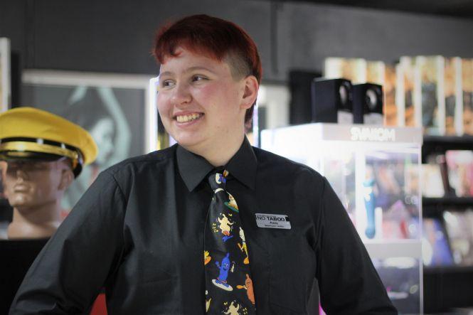 «Заможні чоловіки думають, що за гроші їм можна все»: розмова з працівницями секс-шопу, фото №1 на сайті 20minut.ua