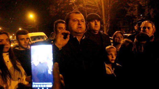 Новини Вінниці - фото з «Ми залежимо від світла». Чому городяни на ГПЗ перекривали дорогу «Ми залежимо від світла». Чому городяни на ГПЗ перекривали дорогу, фото №7 на сайті 20minut.ua