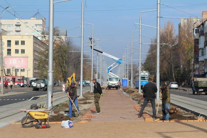 Новини Вінниці - фото з «Залишилися дизайнерські роботи». Коли завершать ремонт Замостянської? «Залишилися дизайнерські роботи». Коли завершать ремонт Замостянської?, фото №2 на сайті 20minut.ua