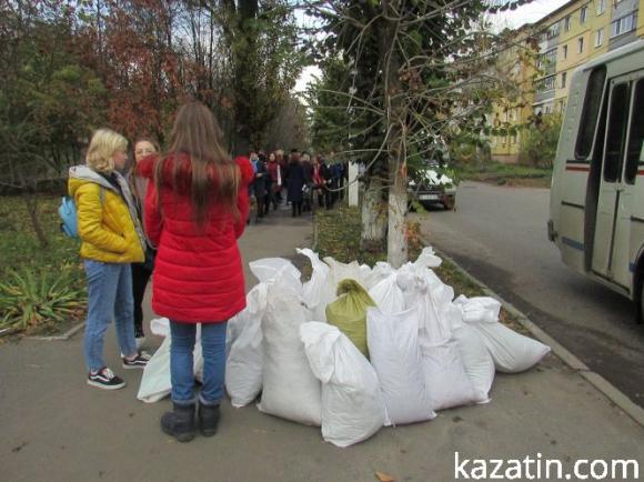 Новини Козятина - фото з Волонтери Козятинщини сплели тисячну сітку! Волонтери Козятинщини сплели тисячну сітку!, фото №17 на сайті 20minut.ua