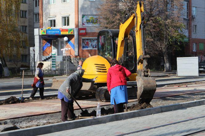 Новини Вінниці - фото з «Залишилися дизайнерські роботи». Коли завершать ремонт Замостянської? «Залишилися дизайнерські роботи». Коли завершать ремонт Замостянської?, фото №4 на сайті 20minut.ua