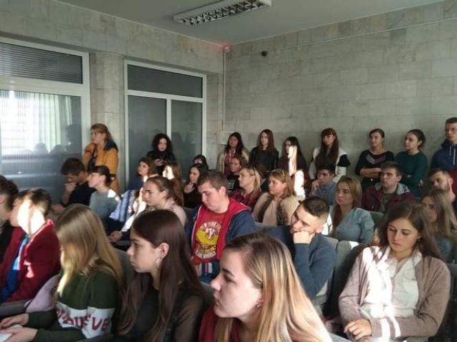 Новини Кам'янця-Подільського - фото з Студентка медичного училища стане головою Молодіжної ради Кам'янця Студентка медичного училища стане головою Молодіжної ради Кам'янця, фото №2 на сайті 20minut.ua