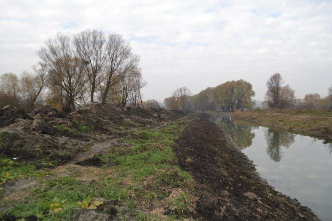 Як у Хмельницькому чистять Південний Буг (ФОТО), фото №5 на сайті vsim.ua