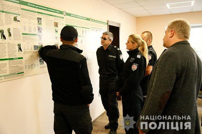 Шукали наркотики та вибухівку: як польські кінологи навчалися у Хмельницькому, фото №3 на сайті vsim.ua