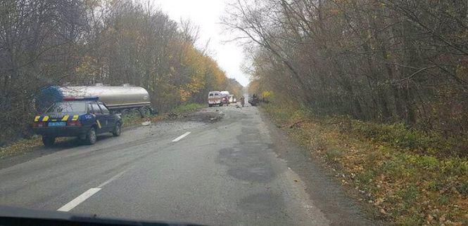 Новини Хмельницького - фото з Смертельна ДТП на Хмельниччині: загинув 55-річний чоловік Смертельна ДТП на Хмельниччині: загинув 55-річний чоловік, фото №2 на сайті vsim.ua